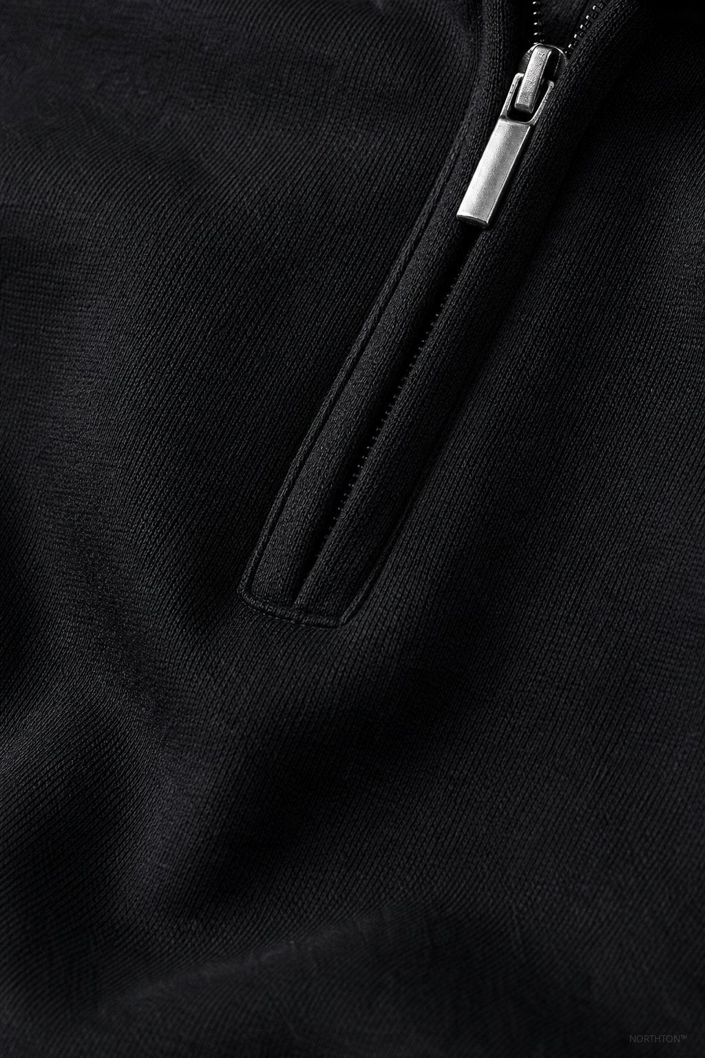Chadsworth Half-Zip Gym Pullover in Black