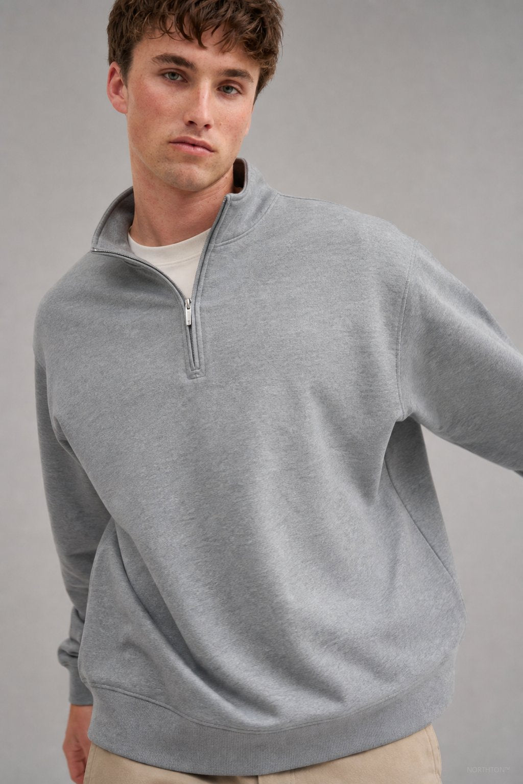 Chadsworth Half-Zip Gym Pullover in Grey